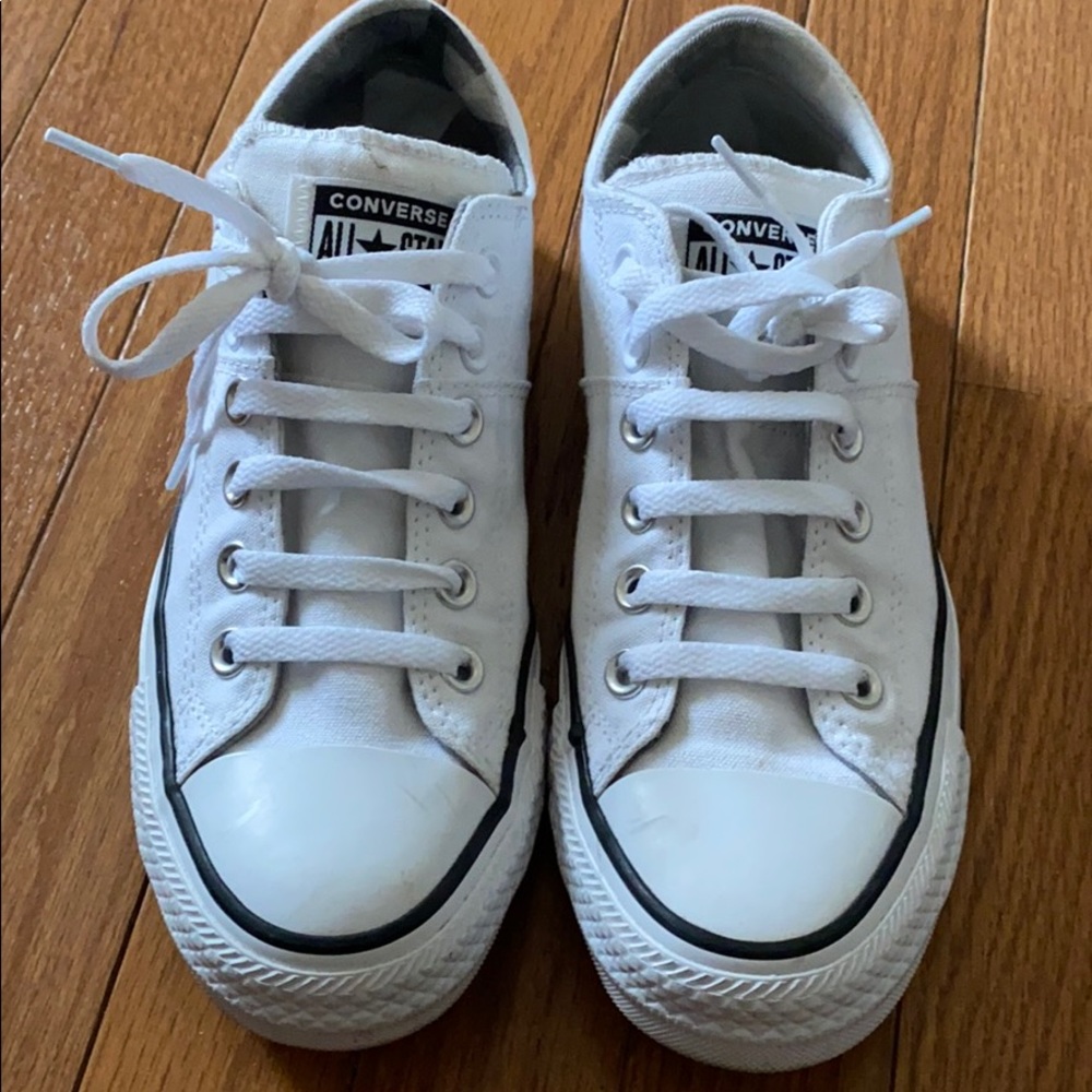 White low top converse